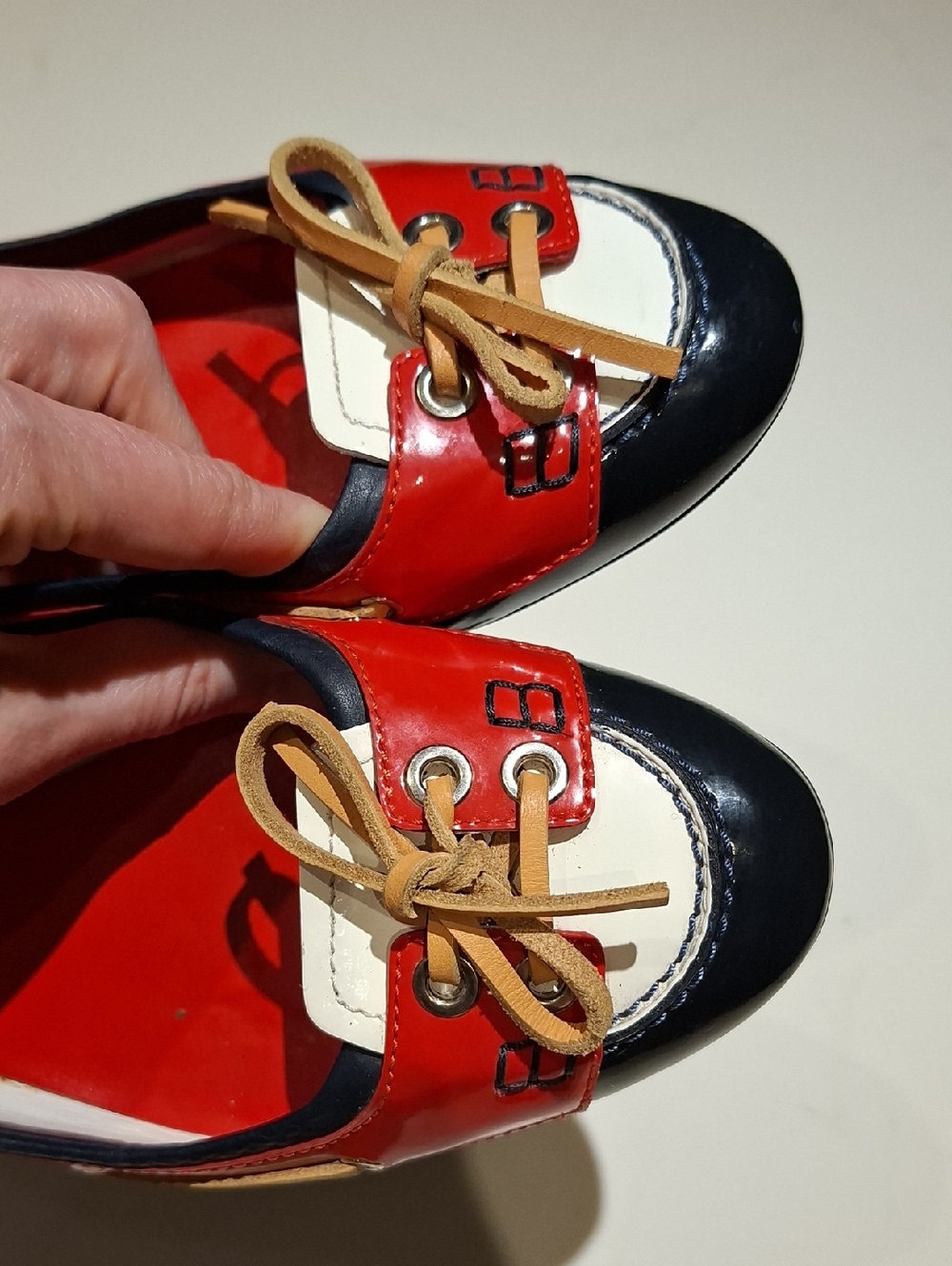 Tod's Navy, Red & White Patent Leather Driving Loafers w/ Bow Detail (EU 38) - Picture 5 of 8